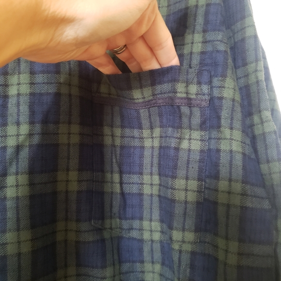 Magee's of Donegal Irish Flannel Nightshirt - Picture 4 of 8
